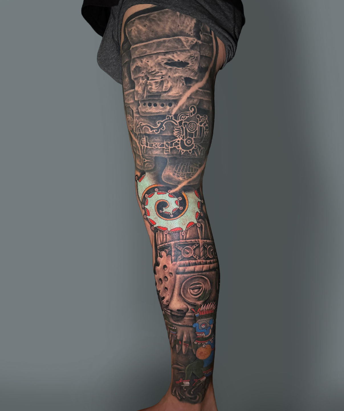 Leg_sleeve_tlaloc_1
